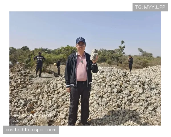 [选手名]接受采访：拿了这么多冠军，我最想感谢的是那个在网吧门口等我回家的少年🕰️