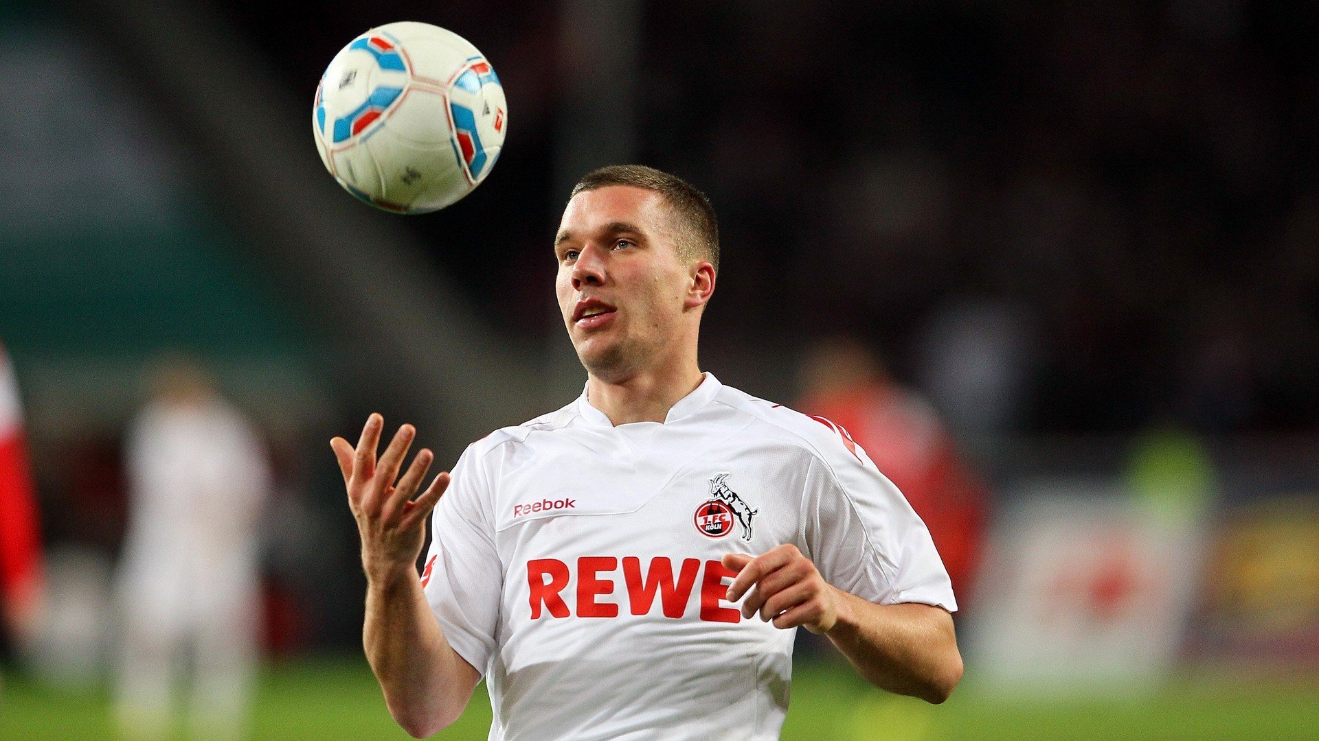 中国足球亚冠联赛:北京国安逆转惊喜晋级,燃爆现场,北京国安亚冠进球视频