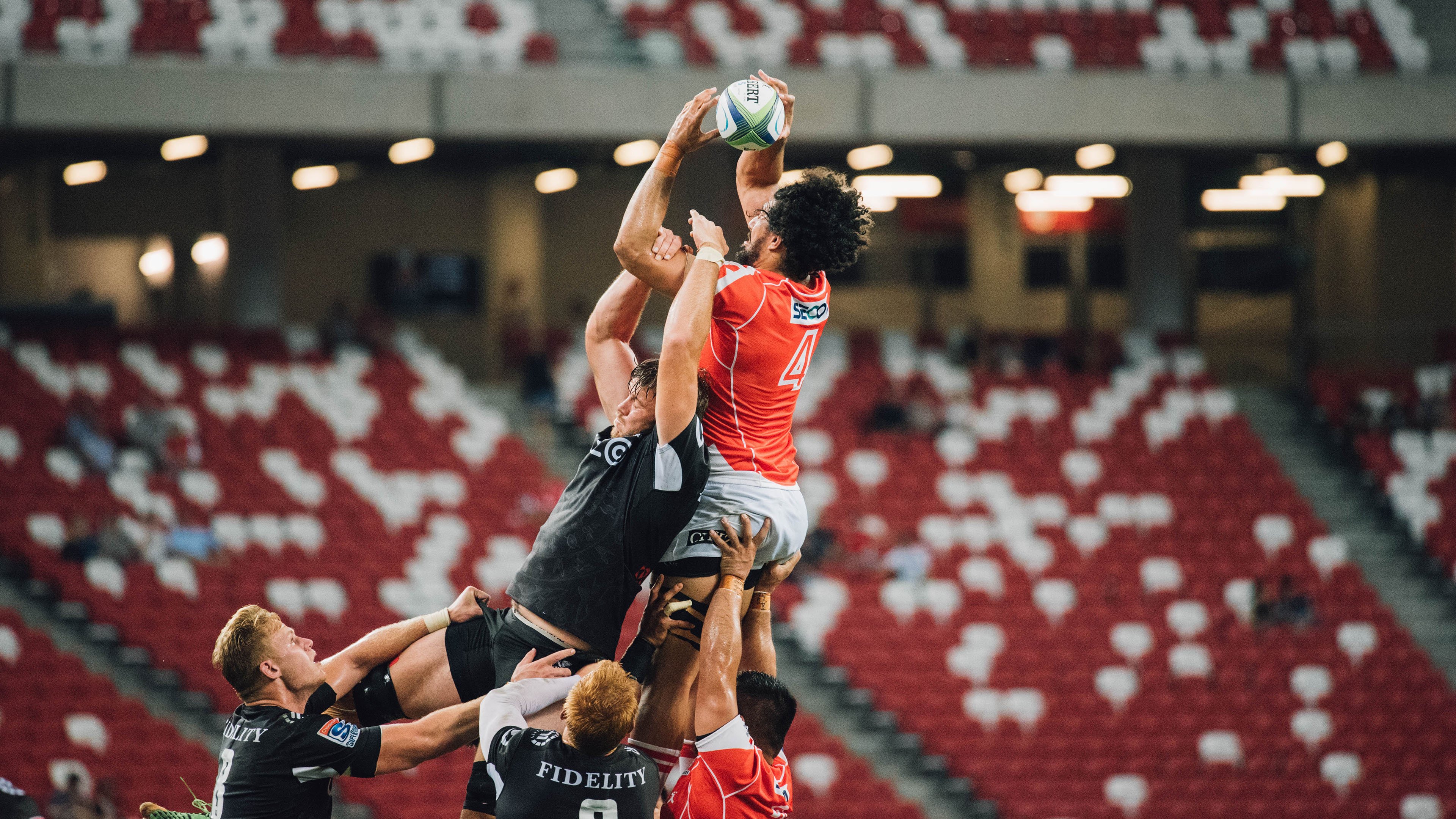 职业联赛赔付制度完善，保障球员合法权益，职业联赛的作用